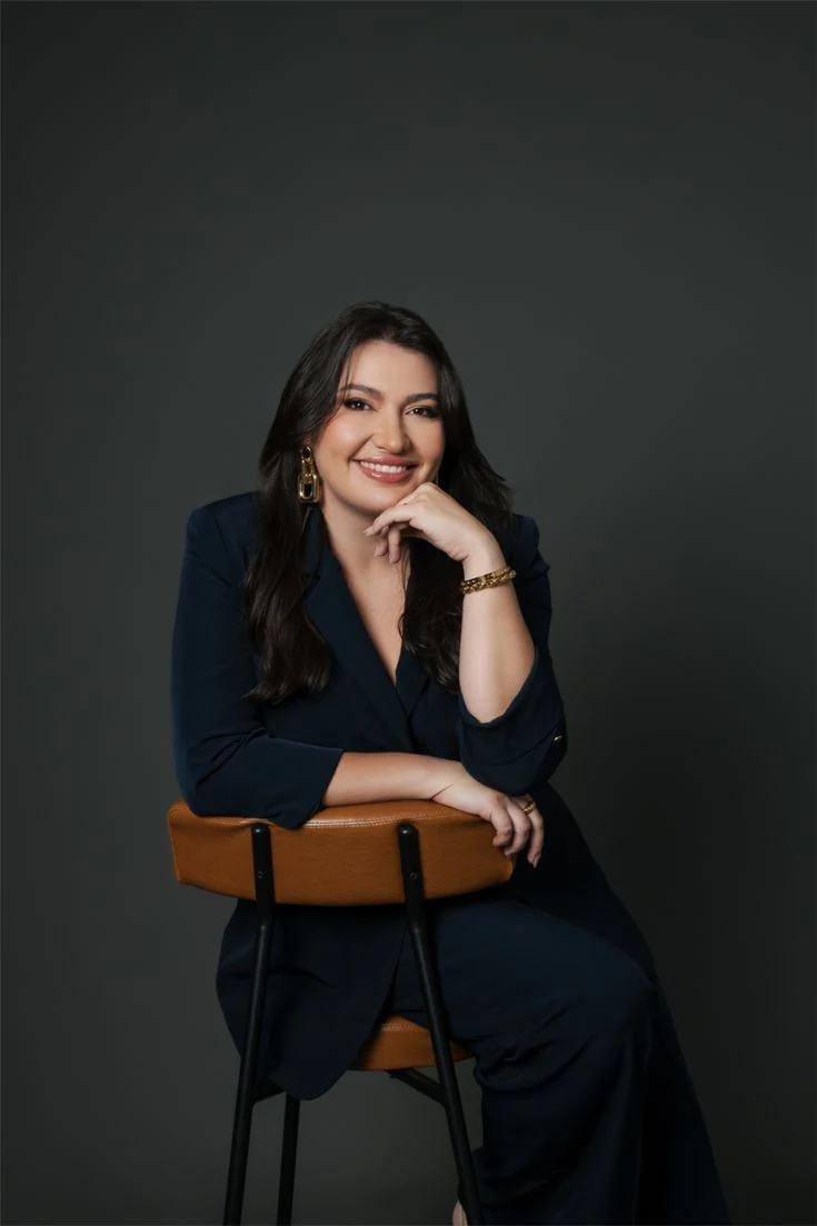 Retrato executiva IA - perfil LinkedIn